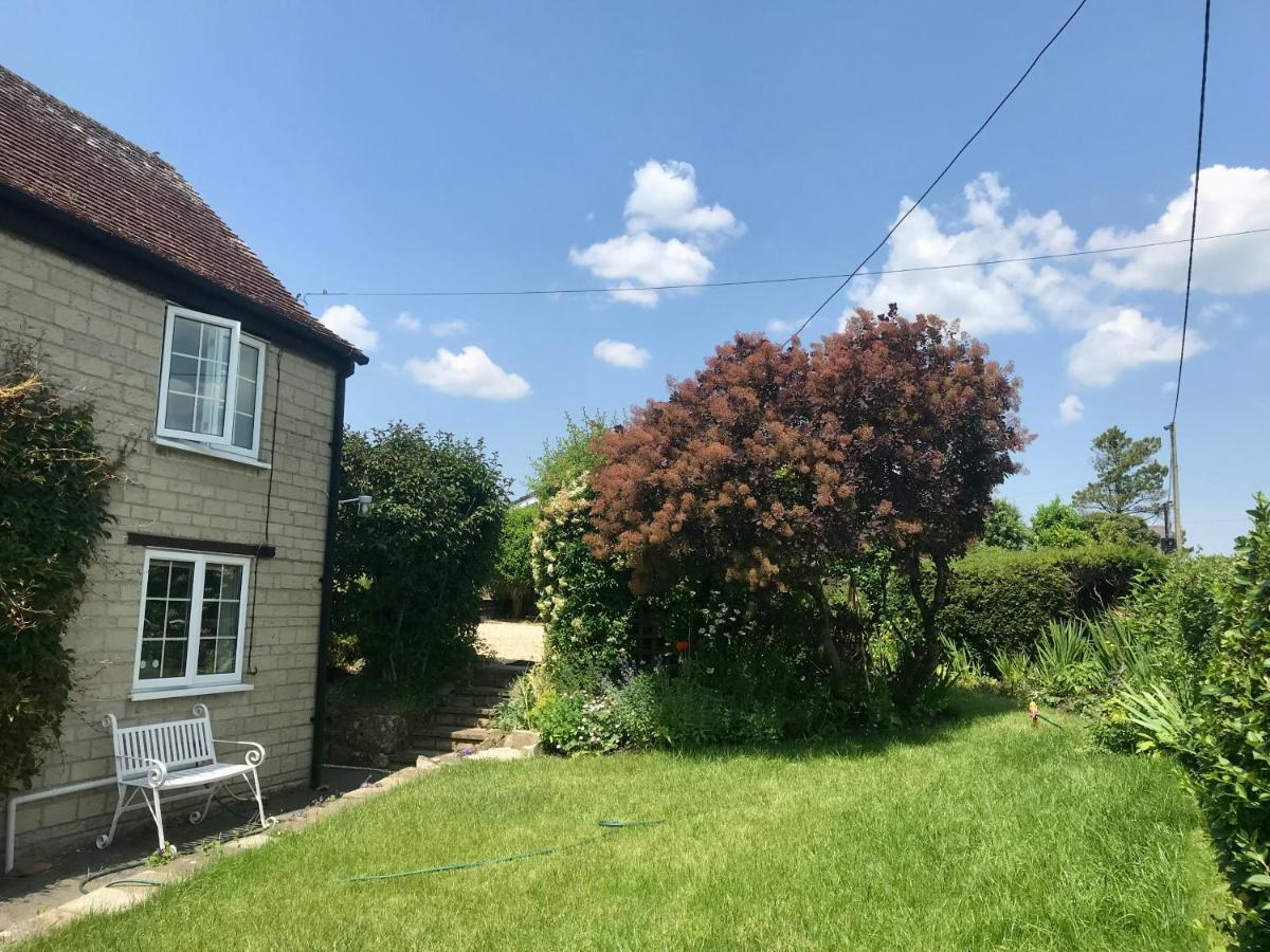 Charming Modernized Country Cottage Near Mere, Wiltshire Mere  Exterior photo